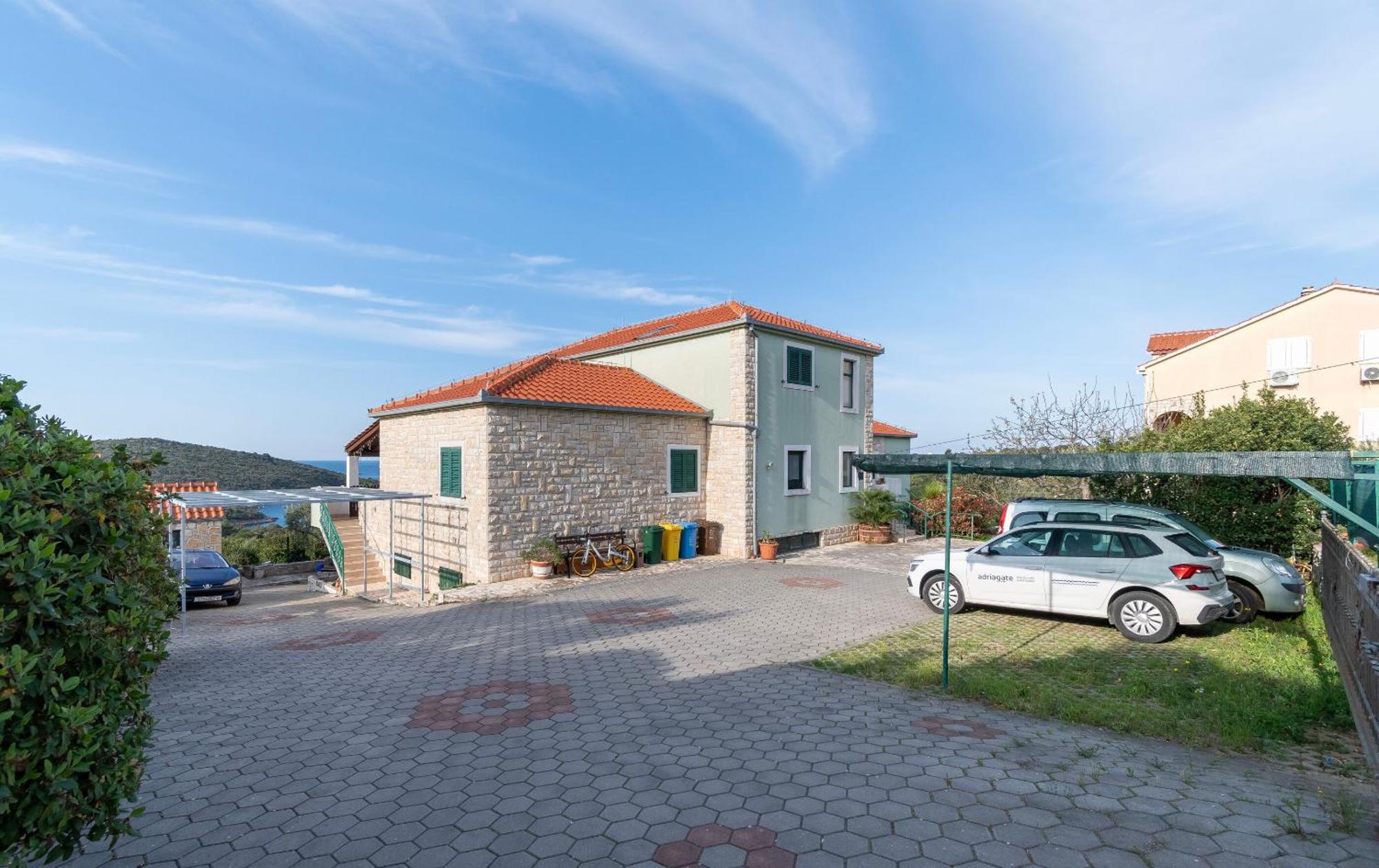 Apartments Toni Maslinica Exterior photo