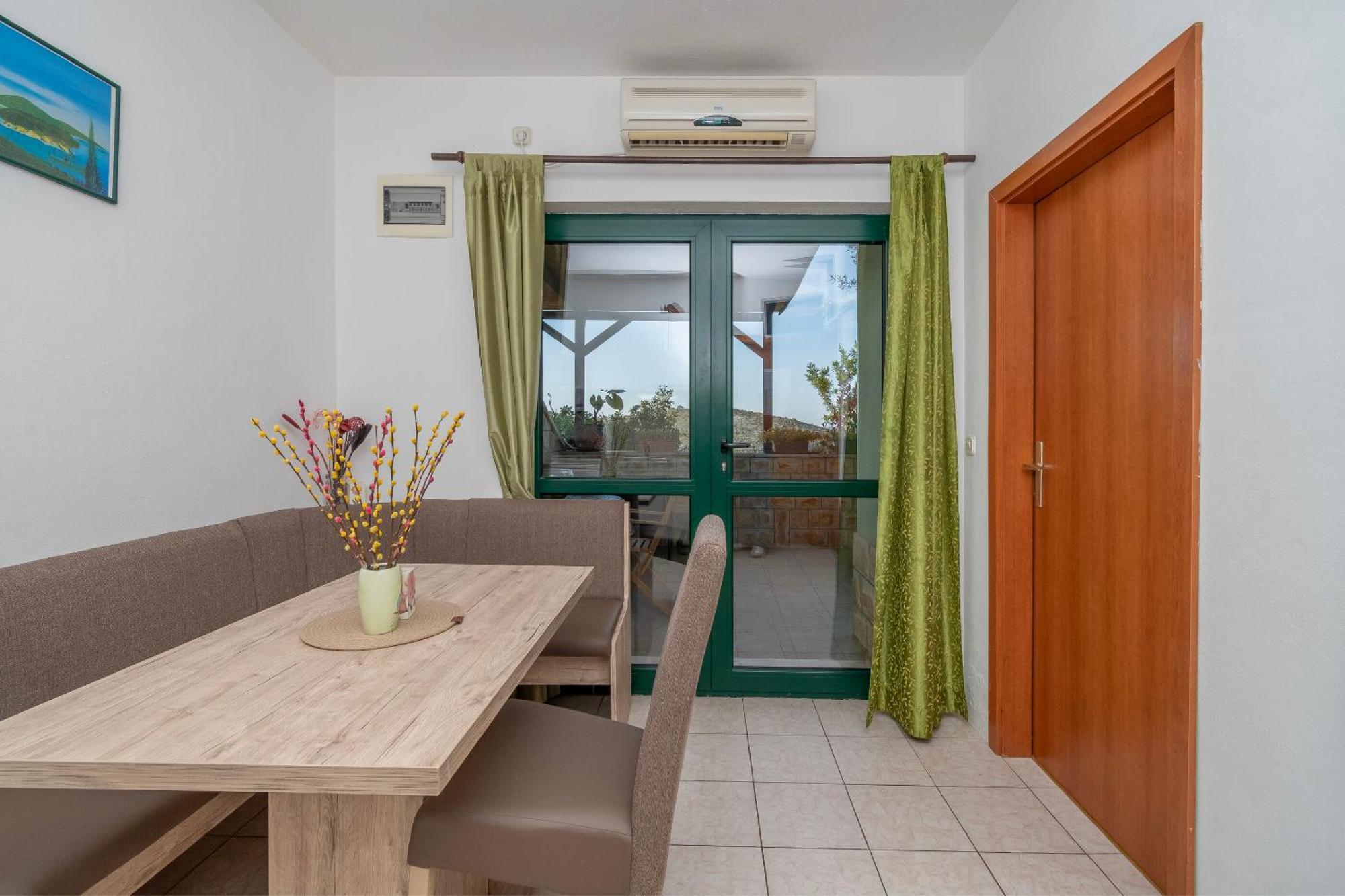 Apartments Toni Maslinica Exterior photo